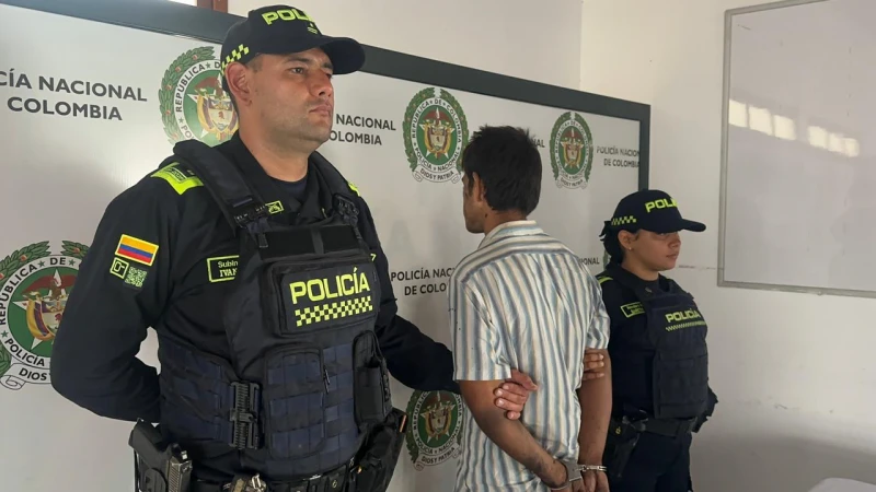 Capturan a uno de los responsables de incendiar bus de Metrolínea en Girón