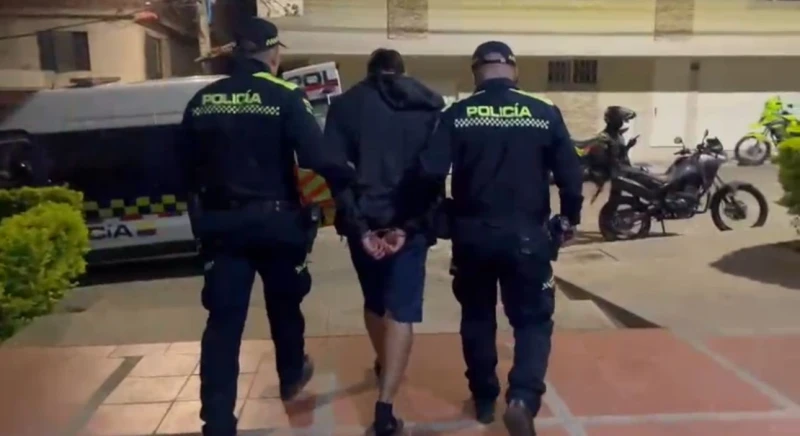 Capturan a hombre con 1.500 cigarrillos de marihuana en La Cumbre, Floridablanca