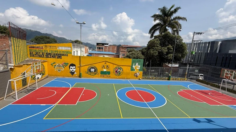 Recuperan la cancha del barrio Kennedy al norte de Bucaramanga