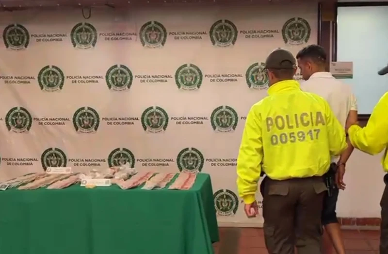 Cayó integrante de 'Los del Sur' con droga y una millonaria suma, en Piedecuesta