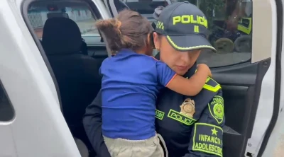 Rescatan a niña de 5 años que deambulaba en vía pública en Barrancabermeja