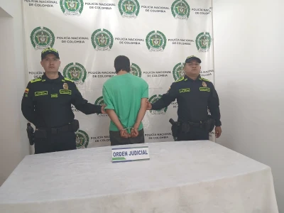 Lo detuvieron en la calle y descubrieron que lo buscaba la justicia en Bucaramanga