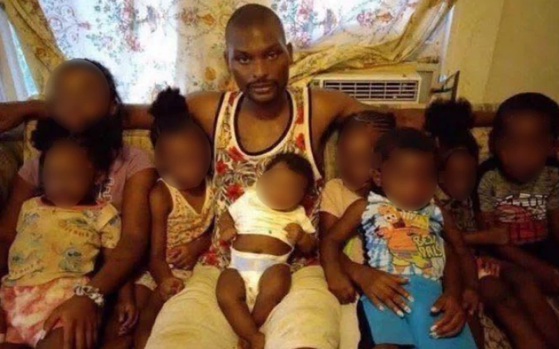 Un hombre asesinó a ocho niños, incluido 7 de sus hijos: fue abatido por la Policía