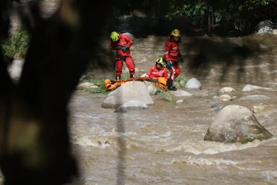 Hallan cadáver en avanzado estado de descomposición en canal de aguas en Santander