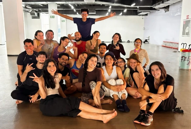 Bucaramanga estrena teatro inmersivo 360° en Neomundo con la obra "Ya, para de crecer"