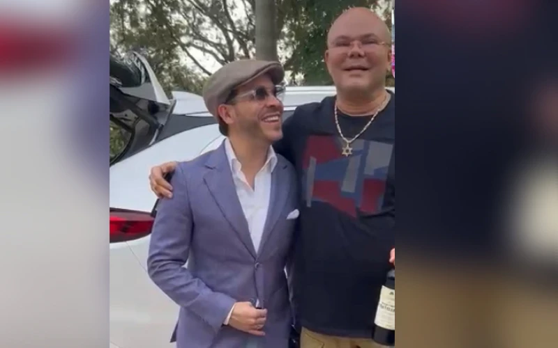 Petro y De la Espriella se enfrentan por foto con alias 'Boliche'