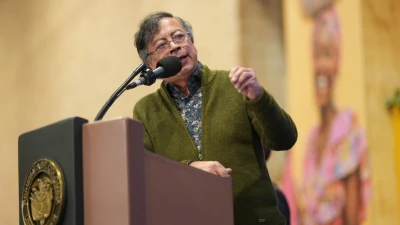 Petro ordena traslado inmediato de $25 billones de las AFP a Colpensiones vía decreto