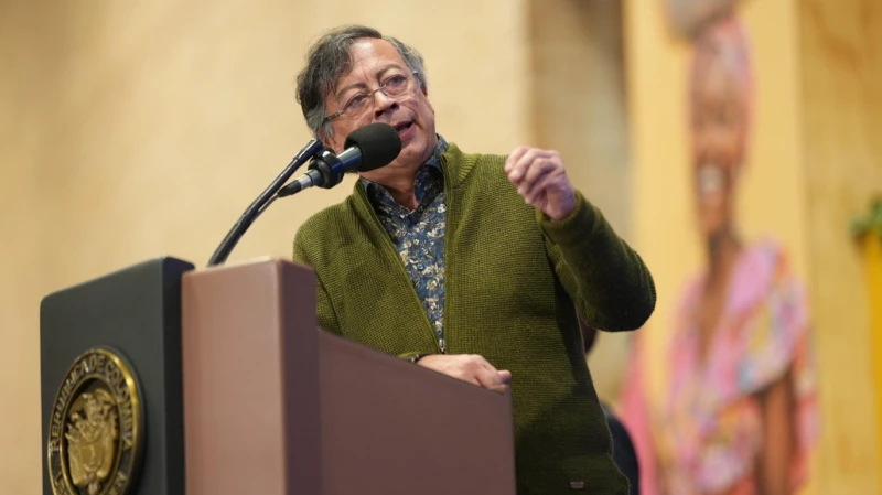 Petro ordena traslado inmediato de $25 billones de las AFP a Colpensiones vía decreto