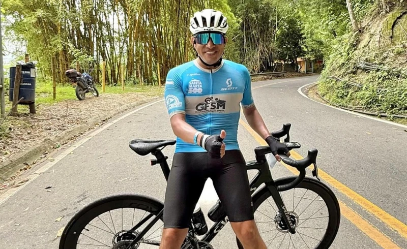 Exgobernador de Santander, Mauricio Aguilar, resultó herido en un accidente de bicicleta en Valledupar