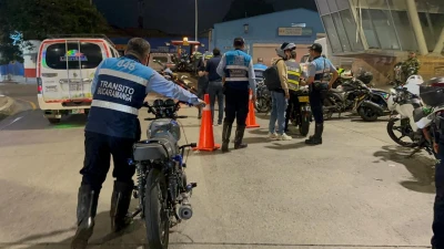 Operativo en el centro de Bucaramanga dejó más de 150 motos inmovilizadas