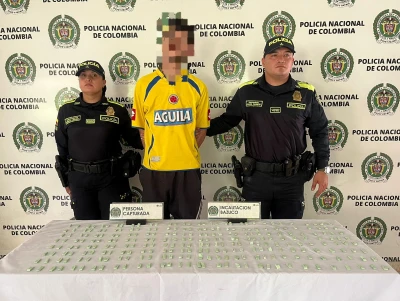 Cae expendedor en La Cumbre: hombre de 23 años es sorprendido con 264 dosis de cocaína en su poder