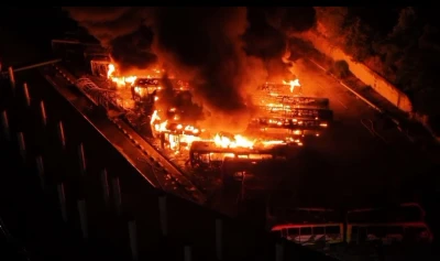 Gerencia de Metrolínea opta por el silencio tras incendio de 24 buses en Girón