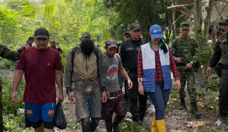 "Minería criminal" Caen 27 sujetos que destruían la escarpa occidental de Bucaramanga