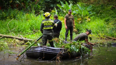¡Rescatan el Lago de las Babillas! La Policía lidera jornada de descontaminación en Lagos del Cacique