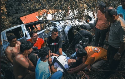Camioneta rodó al abismo en la vía a Los Emitaños en Piedecuesta: tres heridos