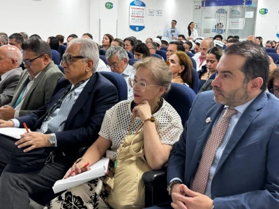 HUS busca convertirse oficialmente en hospital universitario