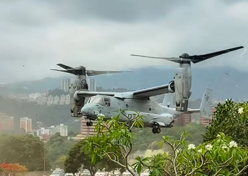 “Simulacro” o demostración de poder: aeronaves de EE. UU. sobrevolaron Caracas