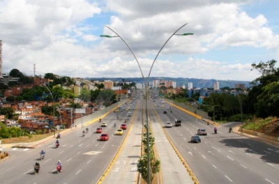Hasta el 85% de descuento recibirán deudores del impuesto vehicular en Santander