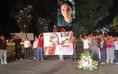 Con velas y pancartas, familiares y amigos de Matyury Martínez exigen justicia en Floridablanca