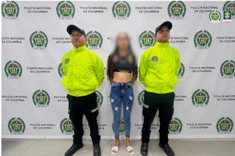 Mujer vendía fotos y videos de su propia hija menor de edad a un extranjero