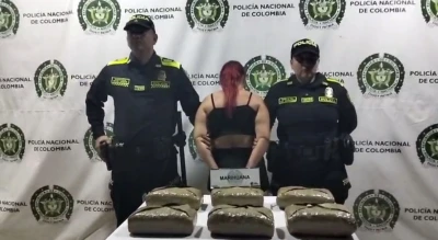 Mujer fue perseguida y capturada con seis panelas de marihuana en Estoraques II, Bucaramanga