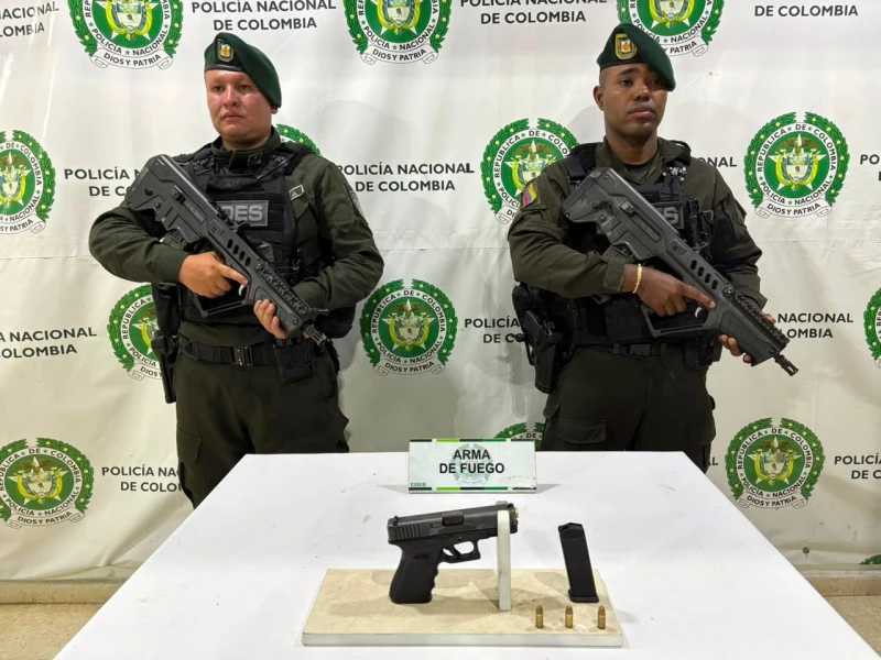 Menor de 15 años señalado de pertenecer al Tren de Aragua cayó con pistola 9 mm y munición en Bucaramanga