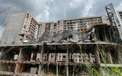 Cinco heridos, dos de ellos de gravedad, dejó colapso de edificación en Floridablanca