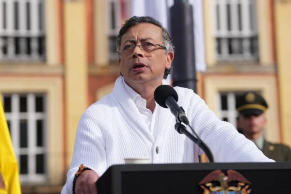 Gustavo Petro dijo que desconoce la victoria de Abelardo de la Espriella