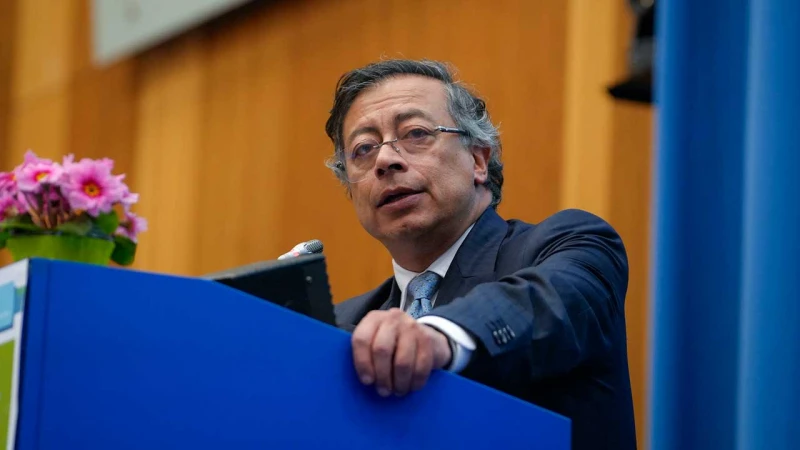 Presidente Petro rechaza intervención de Donald Trump en elecciones presidenciales