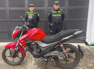Robaron la moto y la dejaron botada en otro barrio de Bucaramanga