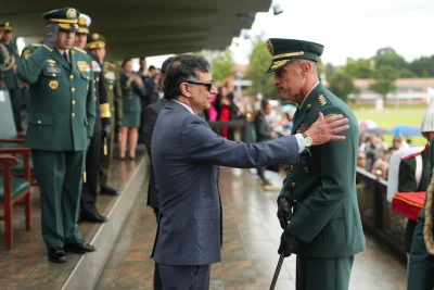 El bumangués Royer Gómez, comandante del Ejército, fue ascendido por Petro