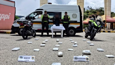 Llevaba más de 15 kilos de droga camuflados en una motocicleta por la vía San Gil-Bucaramanga