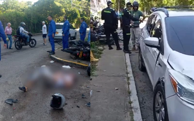 ¡Absurdo! Arrolló a un mensajero por una insólita discusión vial al sur de Bucaramanga