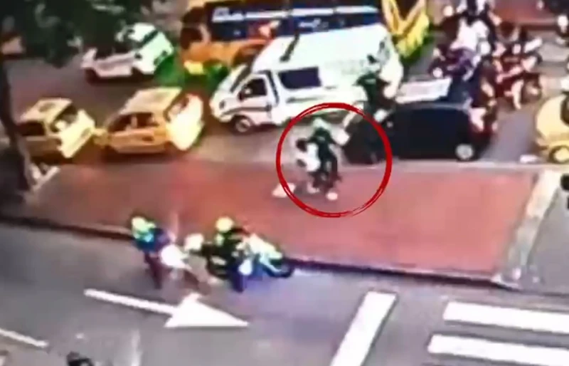 Alias "Fran" cayó tras arrebatarle el bolso a una mujer en Bucaramanga