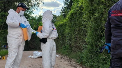 Mujer fue asesinada dentro de su vivienda en Santander: su esposo resultó herido