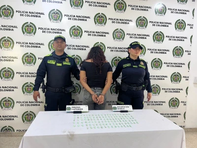 Mujer de 22 años cayó con 114 dosis de bazuco en Floridablanca