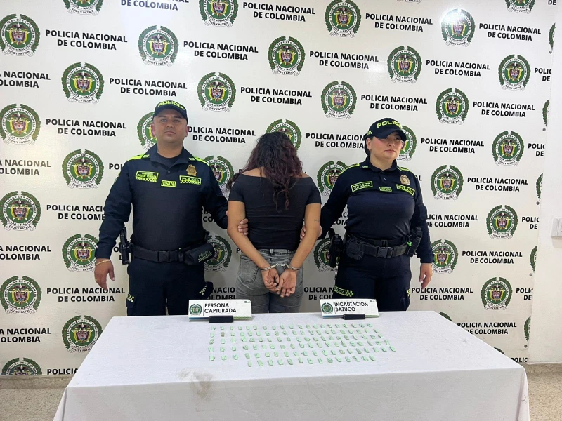 Mujer de 22 años cayó con 114 dosis de bazuco en Floridablanca