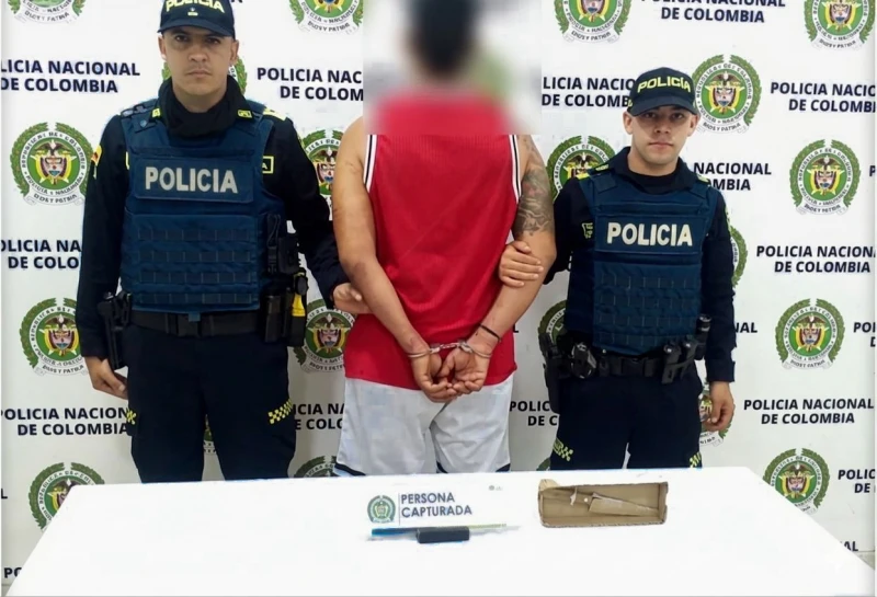 Lo capturaron tras golpear a un policía en el rostro y oponer resistencia en Floridablanca