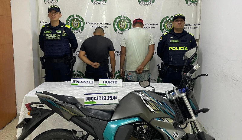 Dos extranjeros fueron capturados tras golpear y robarle la motocicleta a un ciudadano en Bucaramanga