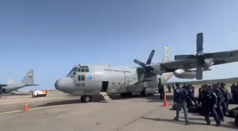 Fuerza Aérea Colombiana comenzará a evacuar colombianos atrapados en Venezuela