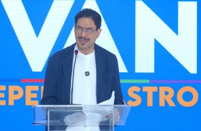Cepeda anuncia desobediencia civil si De la Espriella no renuncia a la ciudadanía estadounidense