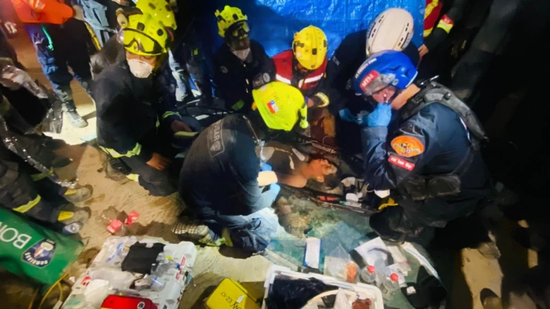 ¡Milagro entre las ruinas del terremoto! Hernán Gil es rescatado tras una semana bajo toneladas de concreto