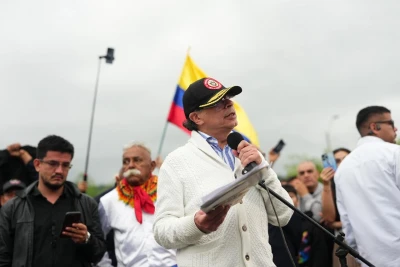 A pesar que BID confirmó la donación, Petro dice que $60 millones de dólares no son para el empalme
