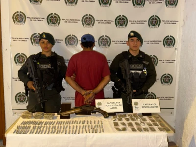 Capturan a un hombre con una escopeta artesanal y narcóticos en Piedecuesta