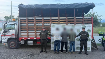 Transportaban más de 1.500 galones de gasolina sin documentos y terminaron capturados en Santander