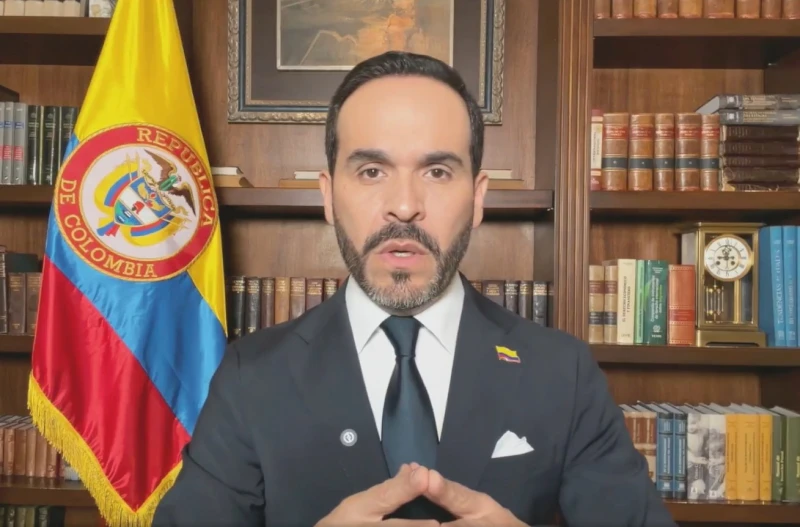"La narrativa del supuesto fraude es la excusa para incendiar el país": De la Espriella