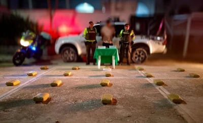 Cayó con más de 20 kilos de marihuana y cocaína ocultos en una camioneta en Santander