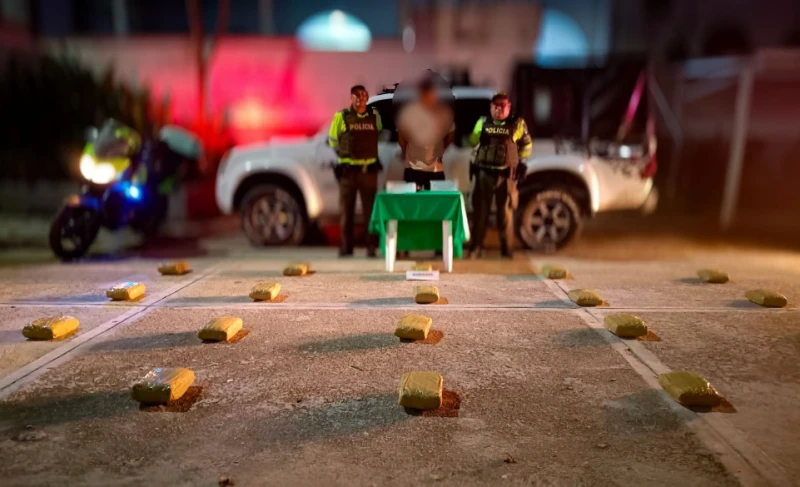 Cayó con más de 20 kilos de marihuana y cocaína ocultos en una camioneta en Santander