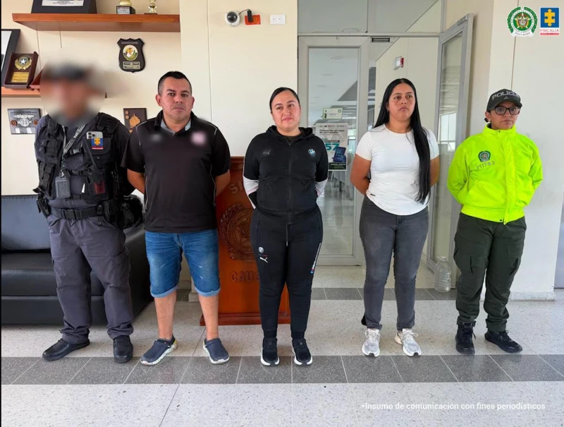 Cayó un mayor de la Policía, dos patrulleras y un particular por el  robo de 10 motocicletas incautadas