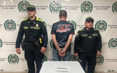 Golpeó y apuñaló a su expareja; cayó cuando intentaba escapar en Lebrija